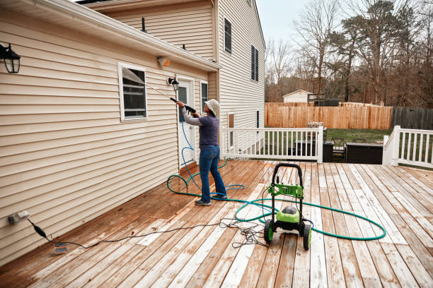 Why Choose Our Certified Pressure Washing Experts for Your Project Needs in Lynnville, IN?